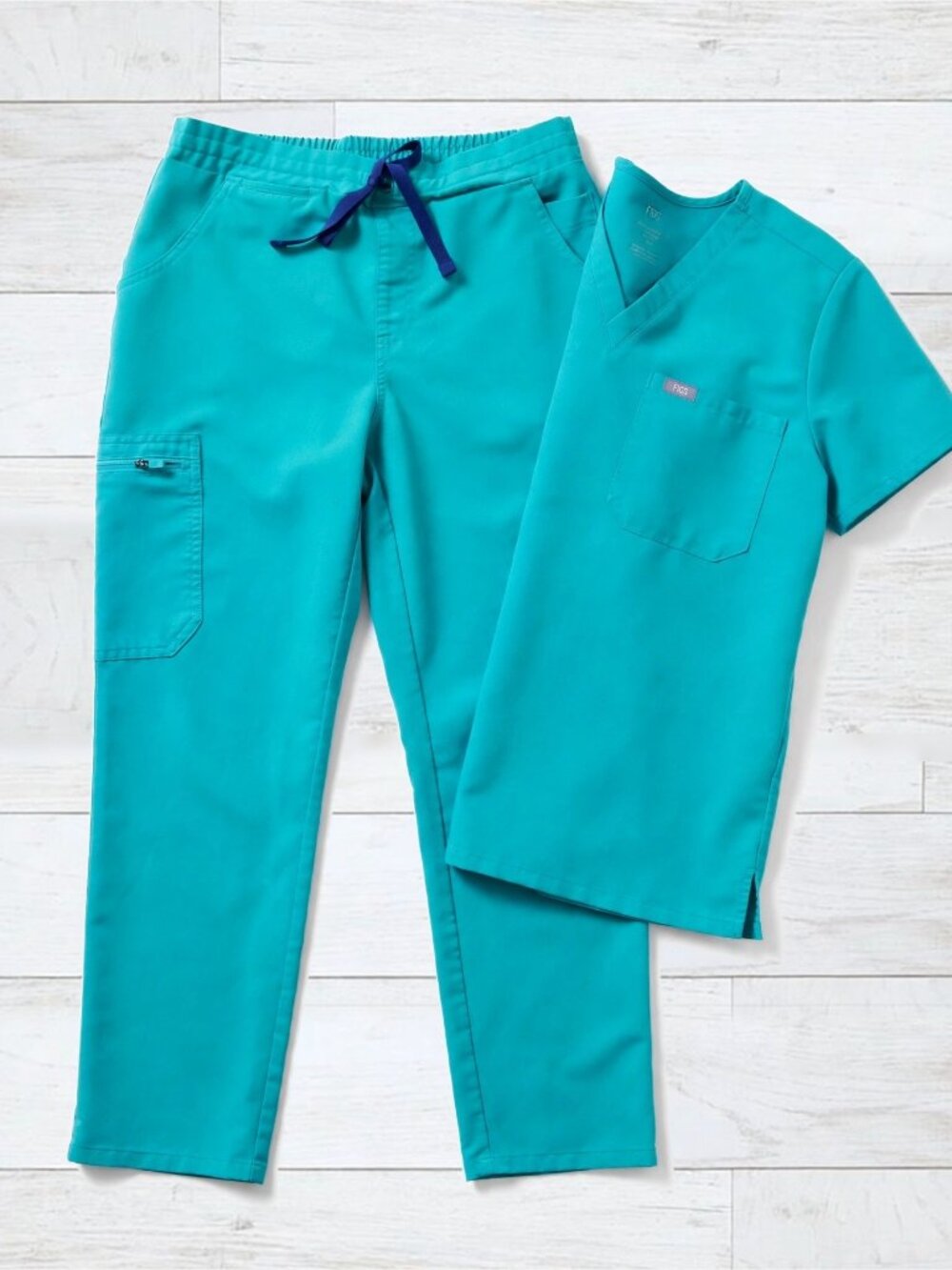 FIGS Aqua Scrub Set Top M Pants S